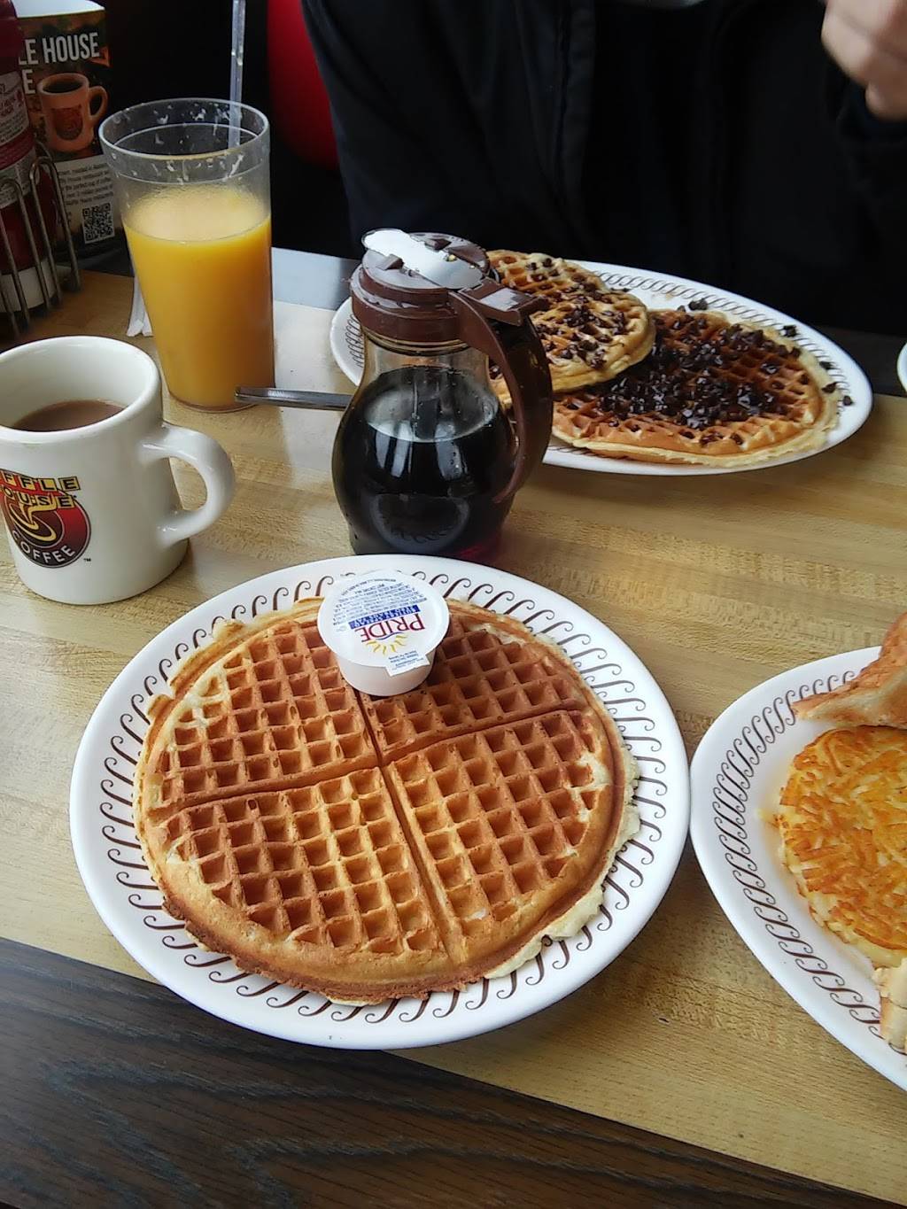 Waffle House | meal takeaway | 5515 Raeford Rd, Fayetteville, NC 28304, USA | 9104235411 OR +1 910-423-5411