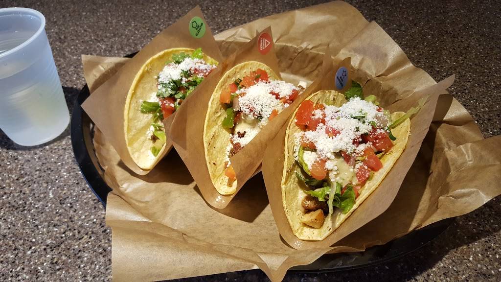 Muchas Gracias Mexican Food | restaurant | 707 NE Weidler St, Portland, OR 97232, USA | 5032810570 OR +1 503-281-0570