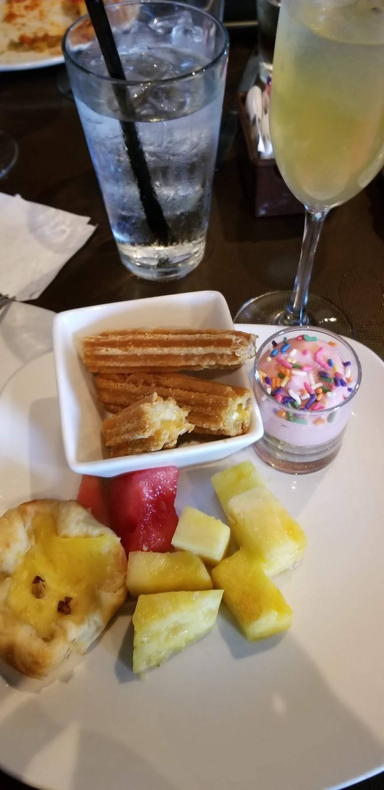 The Park on South Lamar | restaurant | 4024 S Lamar Blvd, Austin, TX 78704, USA | 5122773004 OR +1 512-277-3004