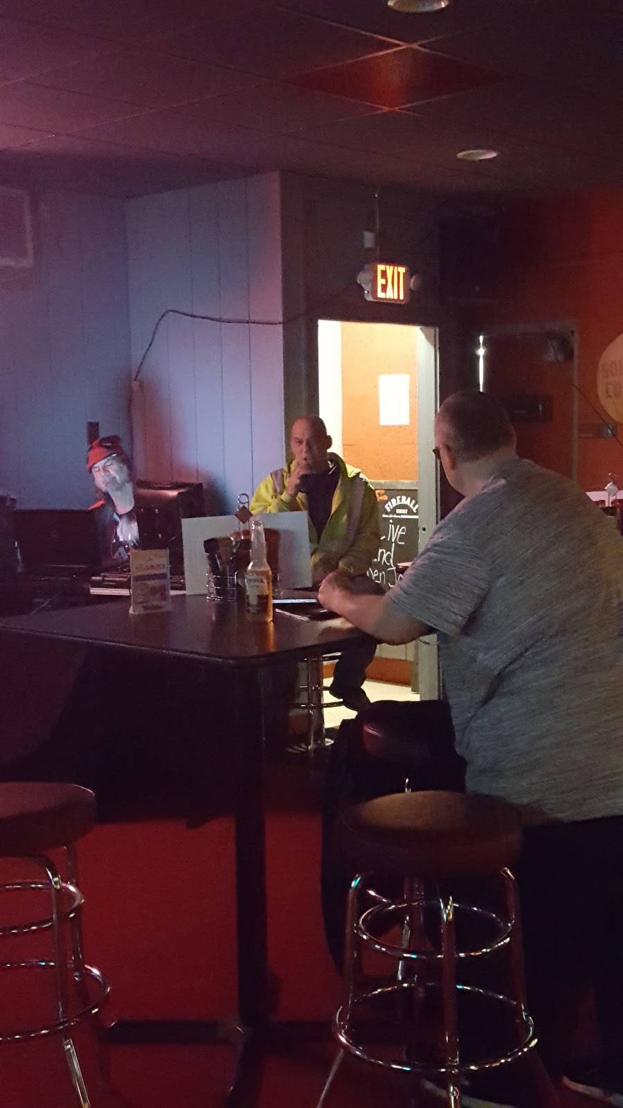 Air Dock Bar & Grill | restaurant | 561 S Seiberling St, Akron, OH 44306, USA | 3302080847 OR +1 330-208-0847