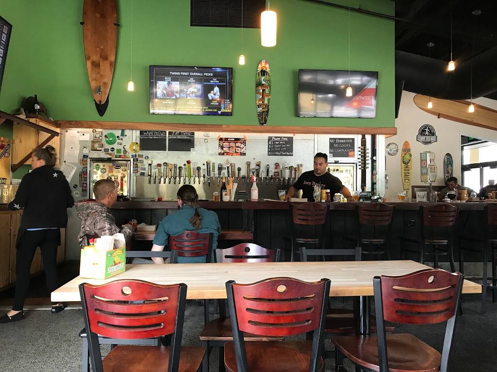 Devils Slide Taproom | restaurant | 5560 Pacific Coast Hwy, Pacifica, CA 94044, USA | 6508988855 OR +1 650-898-8855