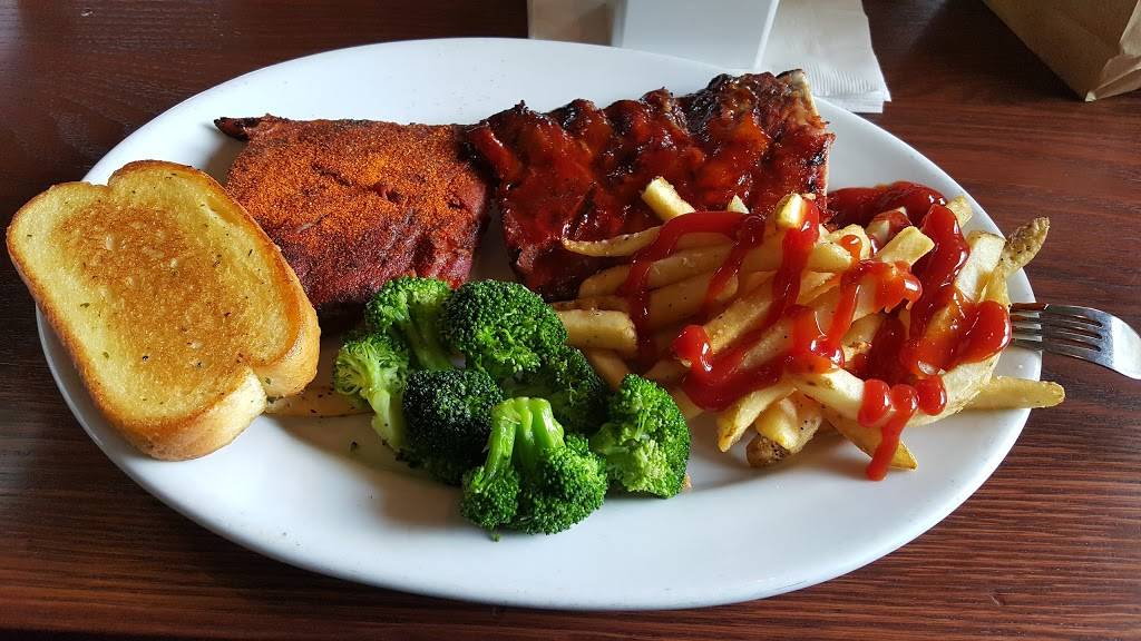 Smokey Bones Bar & Fire Grill | restaurant | 809 S University Dr, Plantation, FL 33324, USA | 9544743833 OR +1 954-474-3833