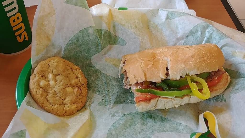 Subway Restaurants | restaurant | 526 West St, Piketon, OH 45661, USA | 7404436132 OR +1 740-443-6132
