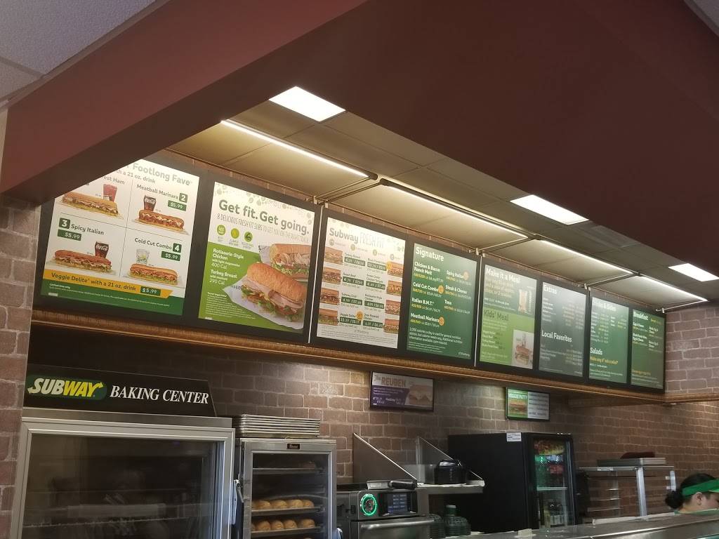 Subway | restaurant | 1954 E Osceola Pkwy, Kissimmee, FL 34743, USA | 4073485557 OR +1 407-348-5557