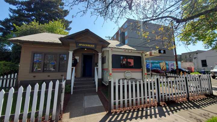 Eagle 5 Food Co. | restaurant | 741 Lincoln St, Eugene, OR 97401, USA | 5415059834 OR +1 541-505-9834