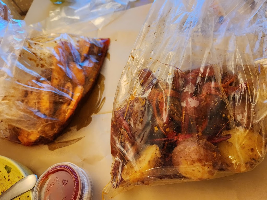 Cajun Crackn | restaurant | 275 Ranch Dr, Milpitas, CA 95035, USA | 4084716765 OR +1 408-471-6765