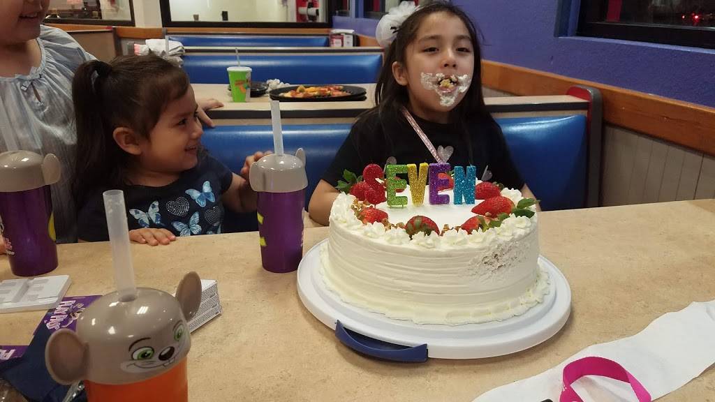 Chuck E. Cheese | restaurant | 5118 S Staples St, Corpus Christi, TX 78411, USA | 3619938825 OR +1 361-993-8825