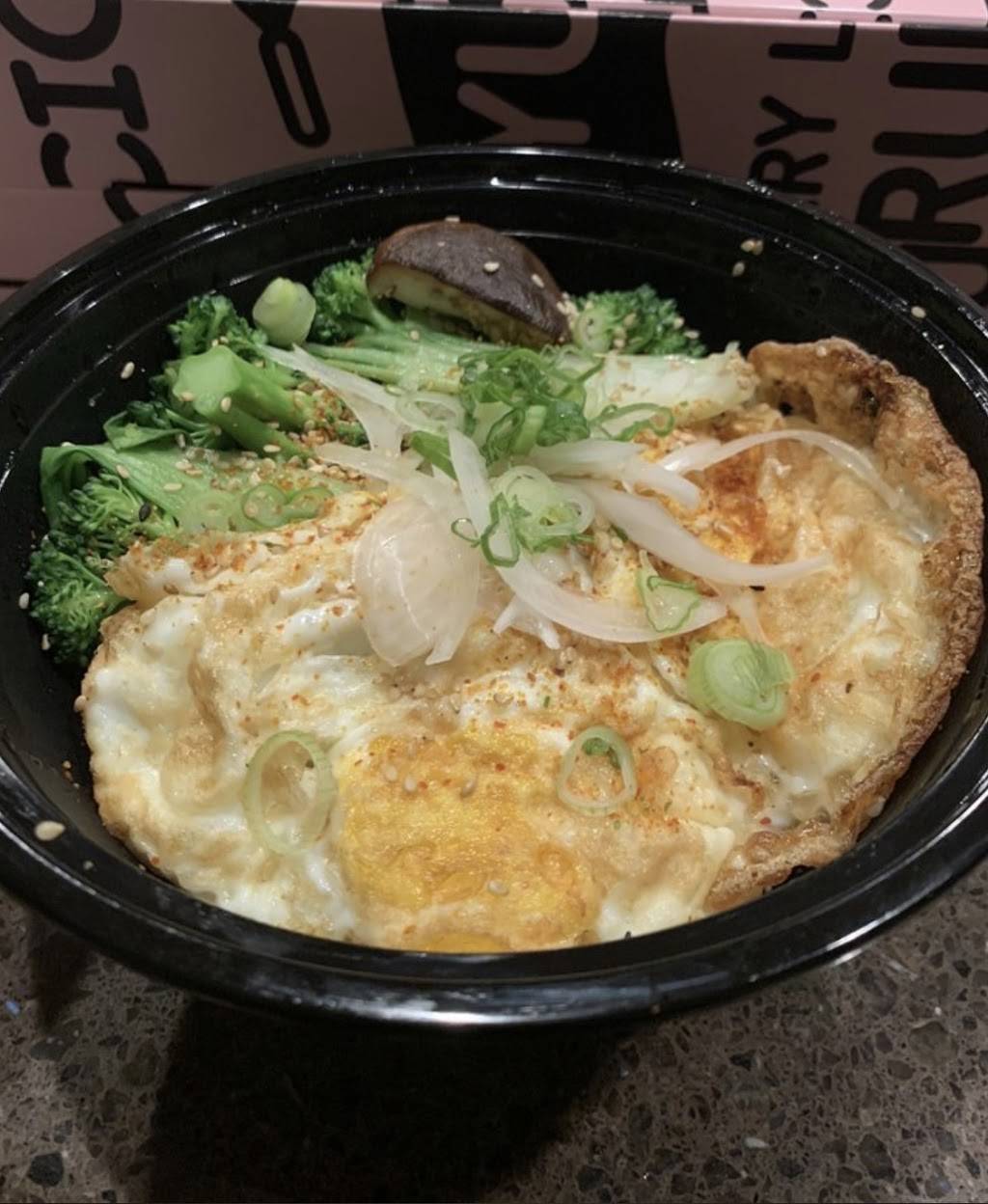 Pho Laveen | restaurant | 3424 W Southern Ave STE 180, Phoenix, AZ 85041, USA | 6028251131 OR +1 602-825-1131