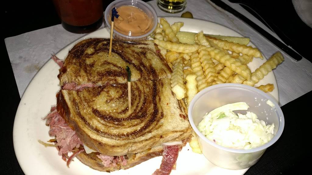 Sayner Pub | restaurant | 2962 WI-155, Sayner, WI 54560, USA | 7155423647 OR +1 715-542-3647