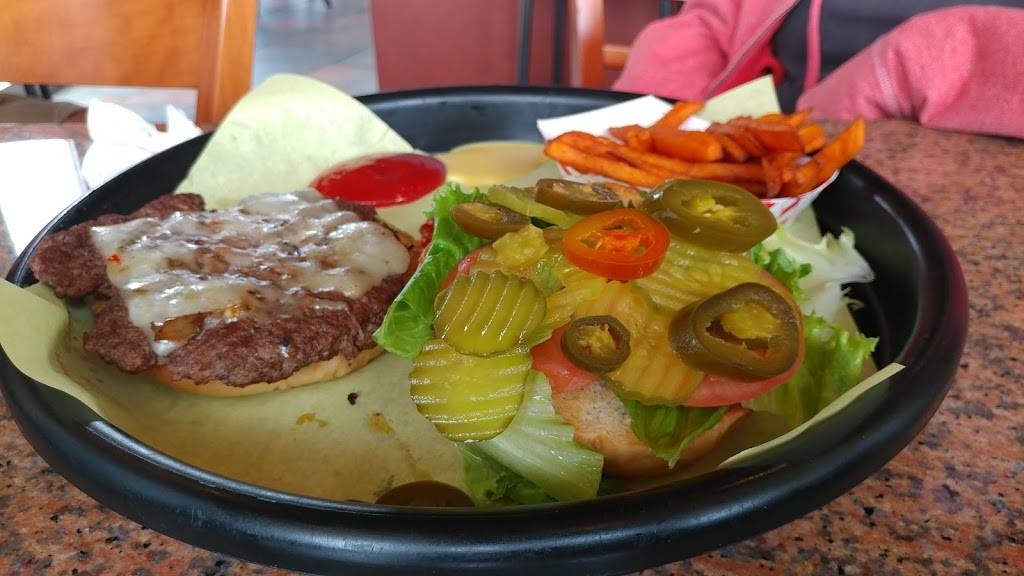 Burger Tex Grill | restaurant | 17756 Katy Freeway Service Road, Houston, TX 77094, USA | 2815789495 OR +1 281-578-9495