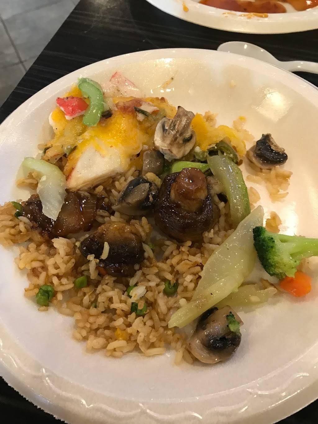 China King Chinese buffet | restaurant | 5460 North Fwy, Houston, TX 77076, USA | 7136916082 OR +1 713-691-6082