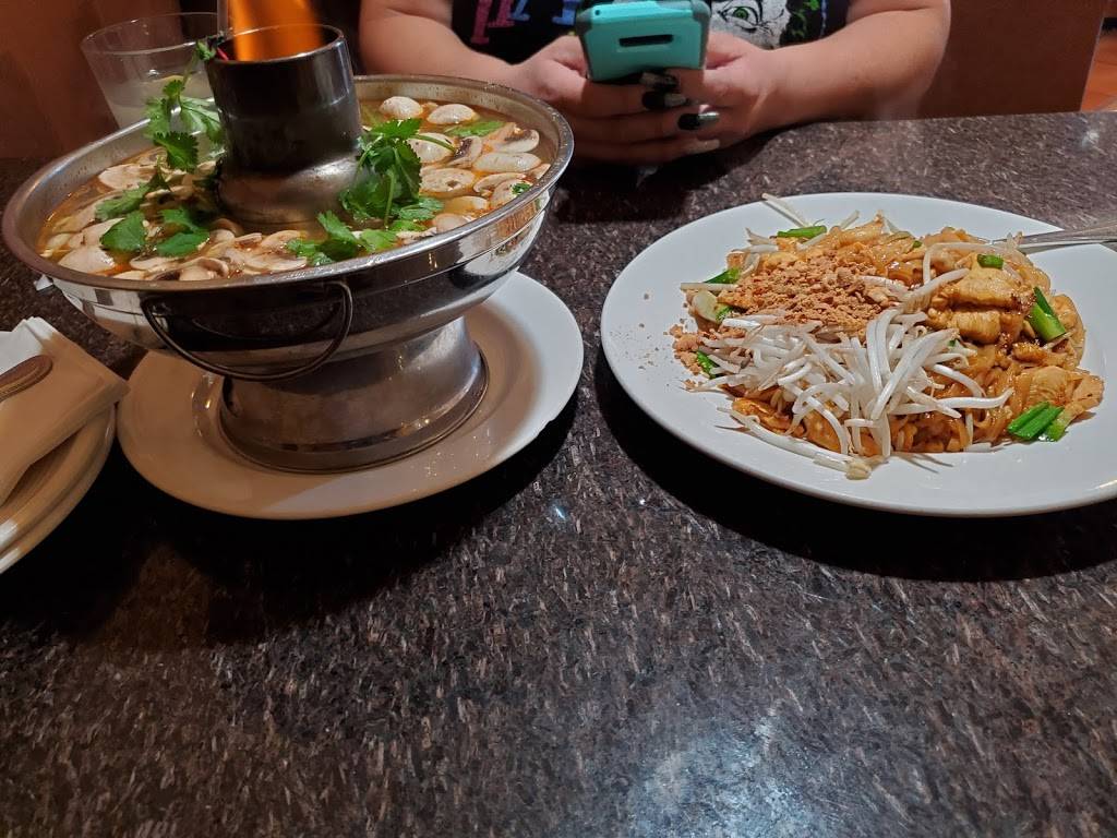 Thai Kitchen Bowl | restaurant | 9731 Sierra Ave, Fontana, CA 92335, USA | 9098226488 OR +1 909-822-6488