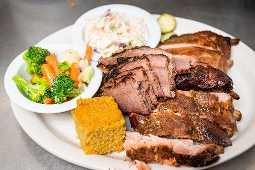 Baldys BBQ | restaurant | 11276 210th St W #103, Lakeville, MN 55044, USA | 9524693343 OR +1 952-469-3343