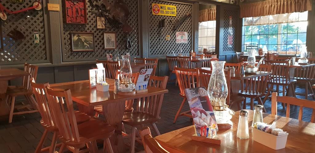 Cracker Barrel Old Country Store | restaurant | 706 Desoto Cove, Horn Lake, MS 38637, USA | 6623494203 OR +1 662-349-4203