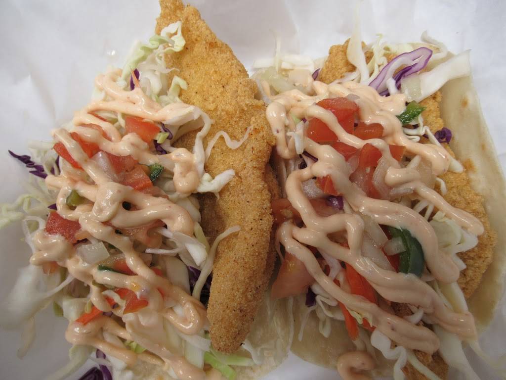 Fish & Chicken Hut | restaurant | 5022 US-90 ALT Suite Q, Sugar Land, TX 77498, USA | 8329398119 OR +1 832-939-8119