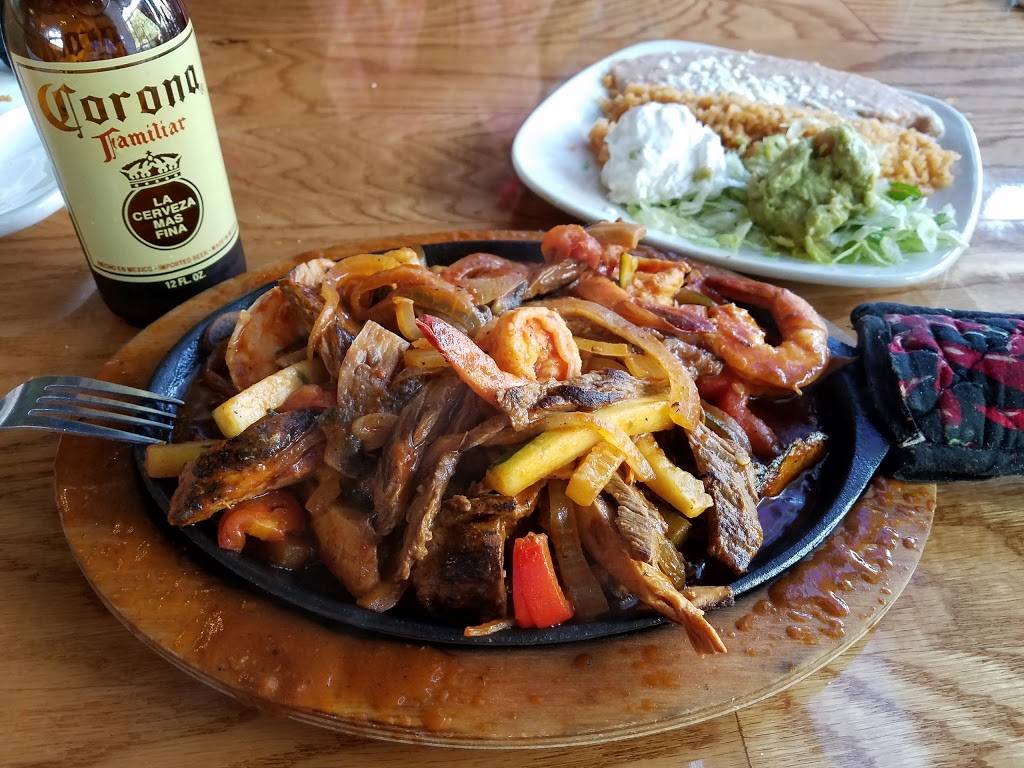 Que Pasa Mexican Cafe | restaurant | 2908 S Mooney Blvd, Visalia, CA 93277, USA | 5596229600 OR +1 559-622-9600