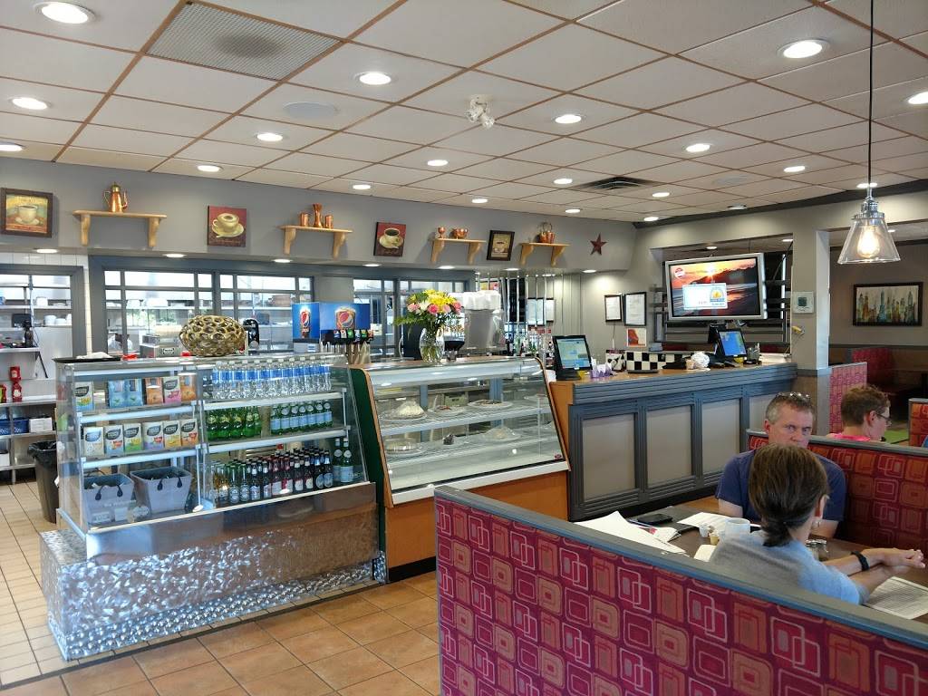 Oscars Restaurant & Pizzeria | restaurant | 835 Victoria St N, Kitchener, ON N2B 3C3, Canada | 5195764312 OR +1 519-576-4312