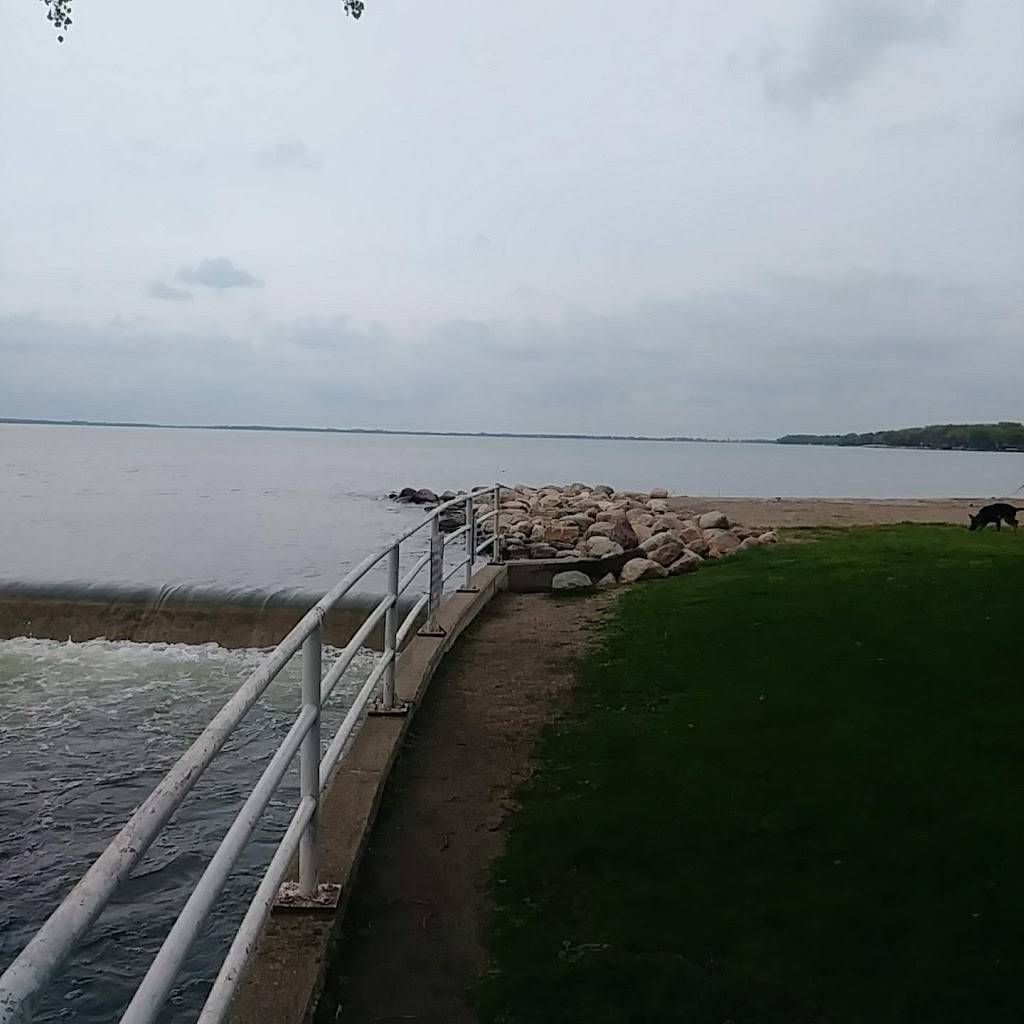 Spillway DRIVE-IN | restaurant | 24700 140th St, Orleans, IA 51360, USA | 7123361116 OR +1 712-336-1116