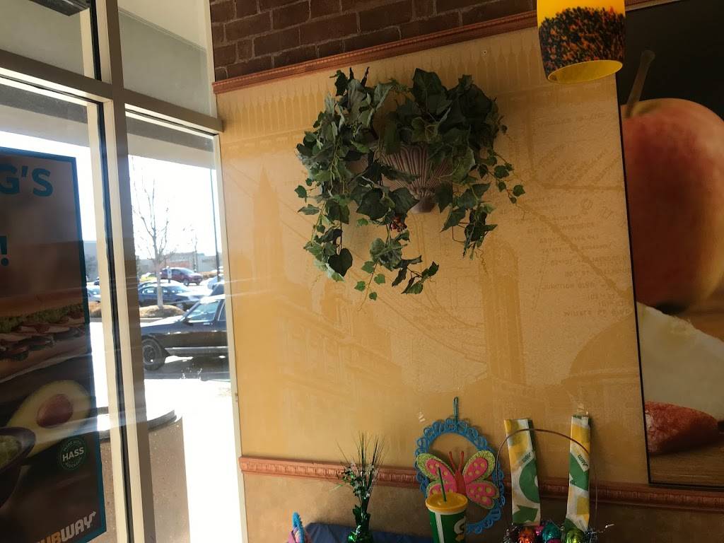 Subway | restaurant | 2160 Sir Barton Way, Lexington, KY 40509, USA | 8595431252 OR +1 859-543-1252