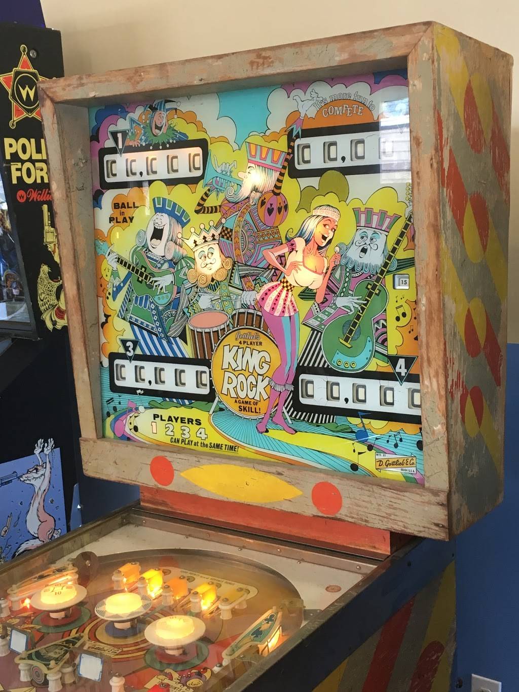 Waterland Arcade | meal takeaway | 22306 Marine View Dr S, Des Moines, WA 98198, USA | 2066537679 OR +1 206-653-7679