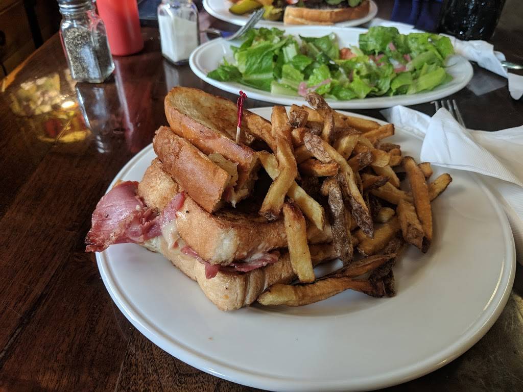 Whites Wayside | restaurant | 2175 Hanky Mountain Hwy, Churchville, VA 24421, USA | 5403378004 OR +1 540-337-8004