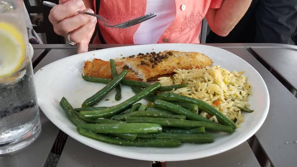 McCormick & Schmicks Harborside at the Marina | restaurant | 0309 SW Montgomery St, Portland, OR 97201, USA | 5032201865 OR +1 503-220-1865