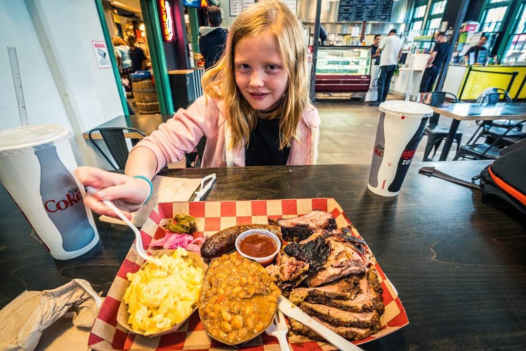 The Pigs Gig BBQ | restaurant | 2820 Historic Decatur Rd, San Diego, CA 92106, USA | 6192412431 OR +1 619-241-2431