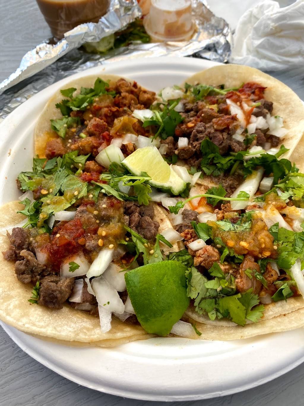 Taqueria Sotelo Taco Truck | restaurant | 828 Rainier Ave S, Seattle, WA 98144, USA | 2064958674 OR +1 206-495-8674