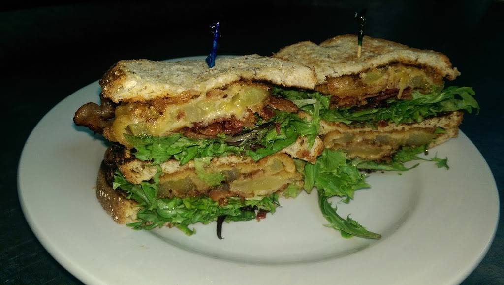 Anthonys Restaurant and Pub | restaurant | 3151 Voyager Ln, Joliet, IL 60431, USA | 8152542315 OR +1 815-254-2315