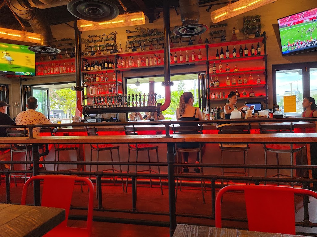 American Icon Brewery Kitchen & Taproom | restaurant | 911 NE 4th Ave, Fort Lauderdale, FL 33304, USA | 9545004266 OR +1 954-500-4266