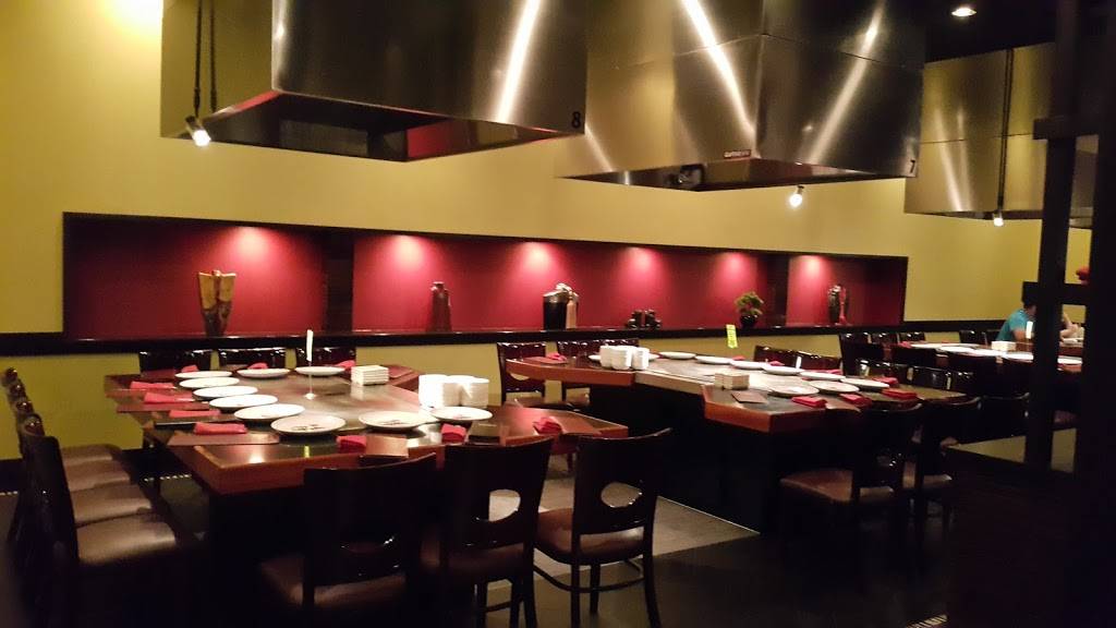 Kobe Japanese Steakhouse - I-Drive | restaurant | 8148 International Dr, Orlando, FL 32819, USA | 4072032803 OR +1 407-203-2803