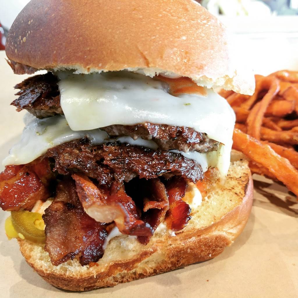 Country Walk Plaza | shopping mall | 13707, 13789 SW 152nd St, Miami, FL 33177, USA | 3059471664 OR +1 305-947-1664