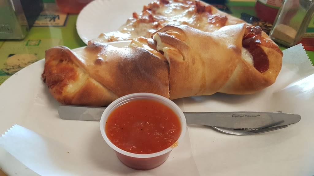 Amici’s Gourmet Sandwich & Italian Specialties | restaurant | 96 Main St, Woodbridge, NJ 07095, USA | 7322185598 OR +1 732-218-5598