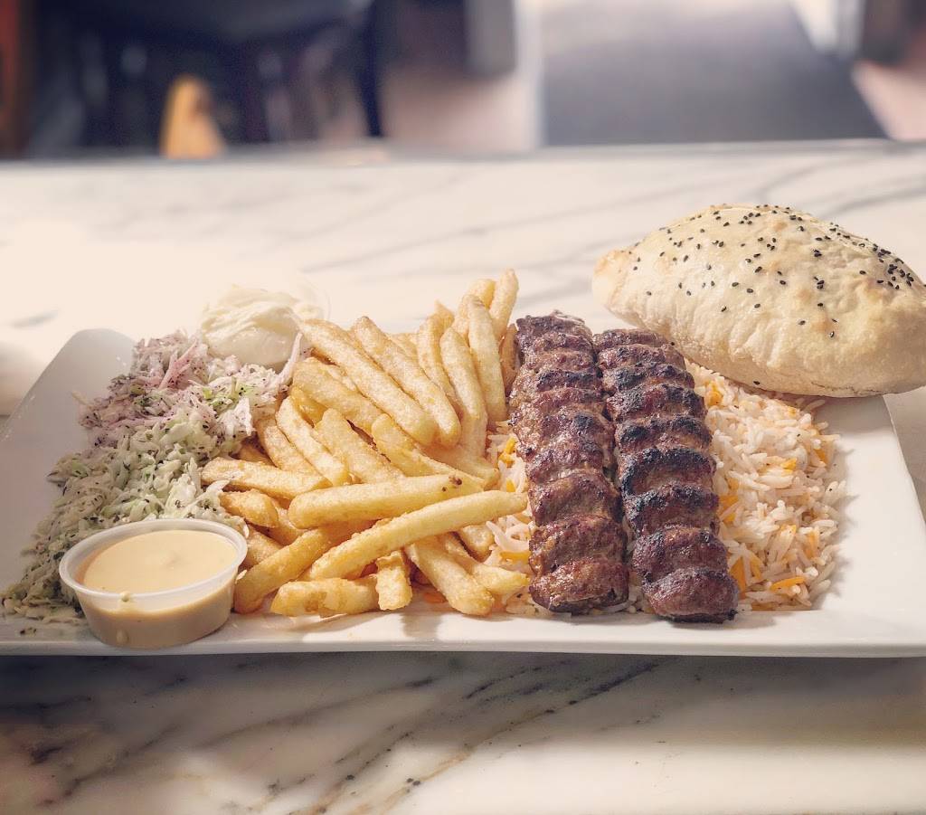 Grillade Damlaj | restaurant | 1712 Rue DOxford, Saint-Laurent, QC H4L 1B6, Canada | 5143378333 OR +1 514-337-8333