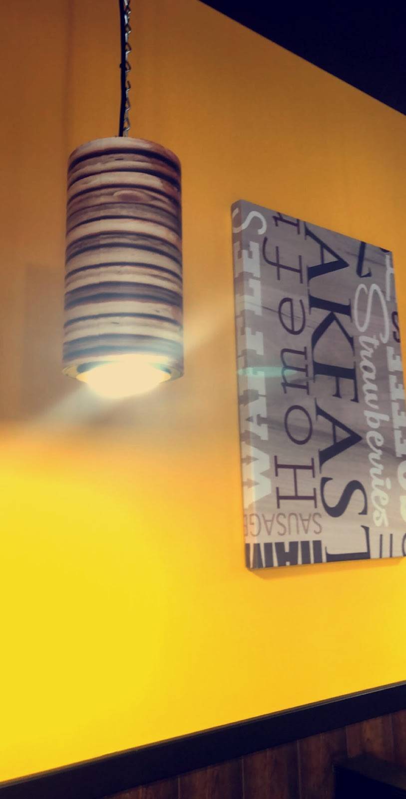 Stacked Pancake & Breakfast House Ancaster | restaurant | 59 Wilson St W, Ancaster, ON L9G 1N1, Canada | 9053047100 OR +1 905-304-7100