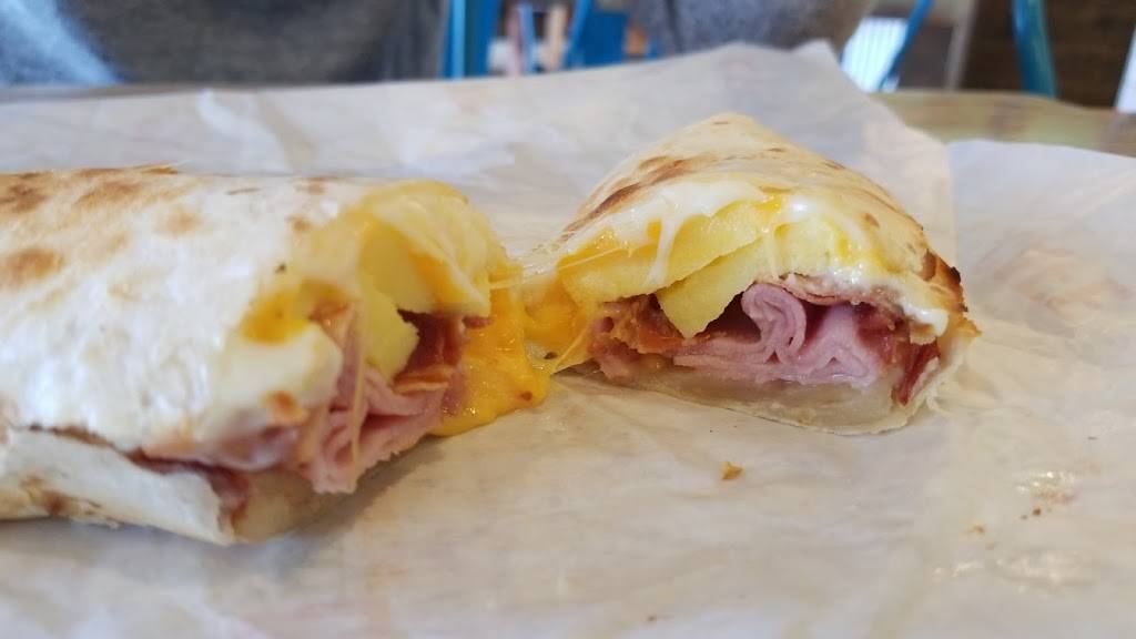 Tropical Smoothie Cafe | restaurant | 5780 S University Dr #160, Davie, FL 33328, USA | 9548800840 OR +1 954-880-0840