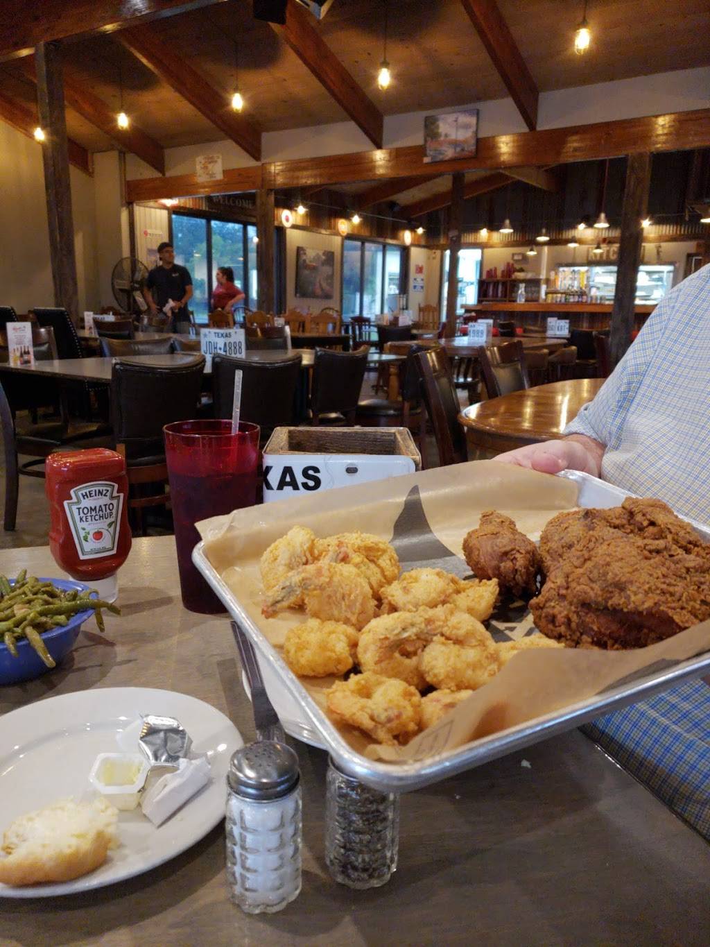 Republic Chicken | restaurant | 1990 Interstate 10 Access Rd, Beaumont, TX 77707, USA | 4094979691 OR +1 409-497-9691