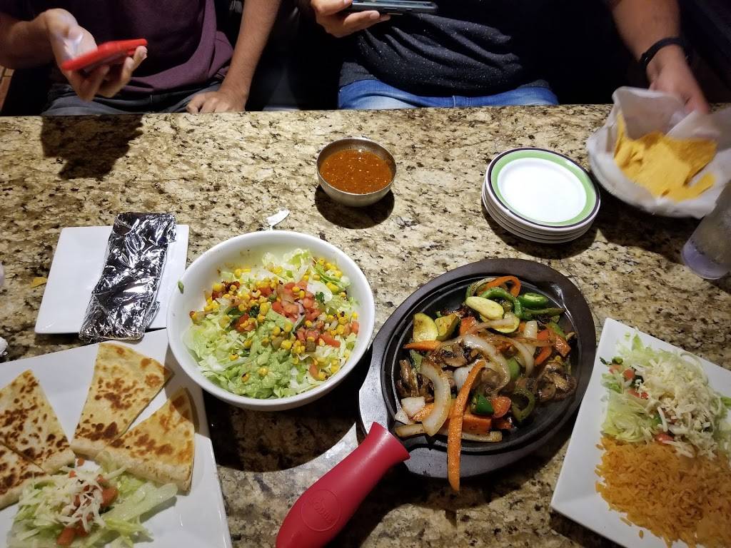 Plaza Azteca Restaurant | restaurant | 411 Granby St, Norfolk, VA 23510, USA | 7579655600 OR +1 757-965-5600