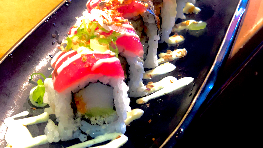 Sushi Avenue | restaurant | 2826 E Bearss Ave, Tampa, FL 33613, USA | 8139778744 OR +1 813-977-8744