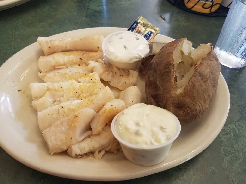 Chucks Place Family Restaurant | restaurant | 406 N Main St, Thiensville, WI 53092, USA | 2622429797 OR +1 262-242-9797