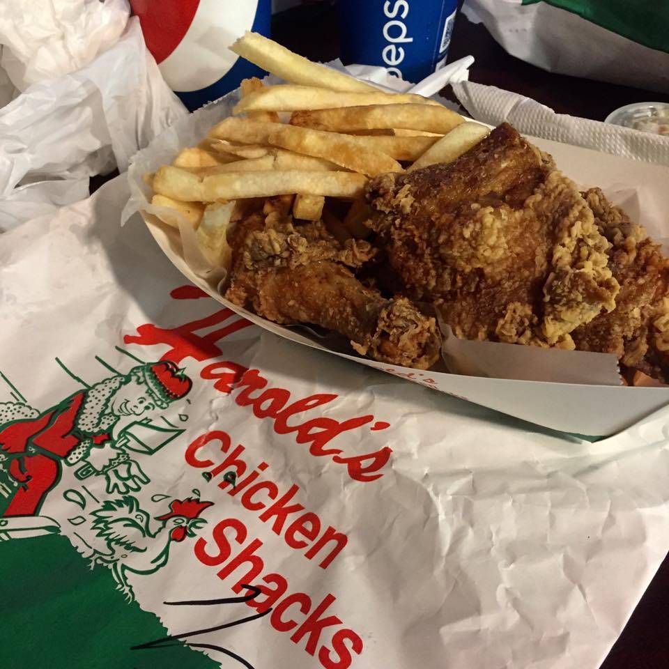 Harolds Chicken #25 | restaurant | 316 E Burlington St, Iowa City, IA 52240, USA | 3193836230 OR +1 319-383-6230
