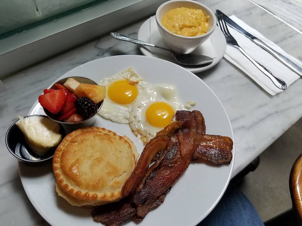 Muddy Waters Oyster Bar | restaurant | 130 S Highland Ave, Pittsburgh, PA 15206, USA | 4123610555 OR +1 412-361-0555