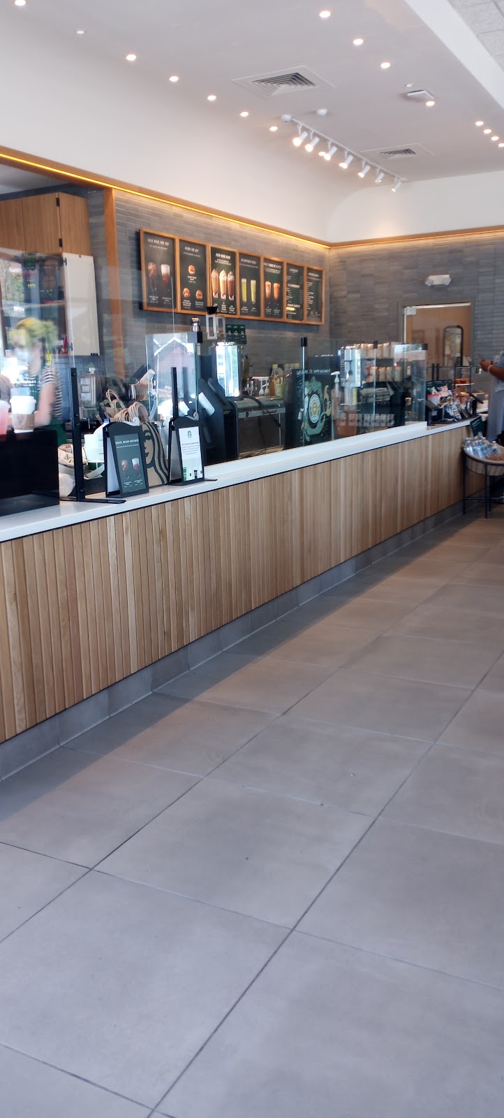 Starbucks | cafe | 425 E 162nd St, South Holland, IL 60473, USA | 7089072788 OR +1 708-907-2788