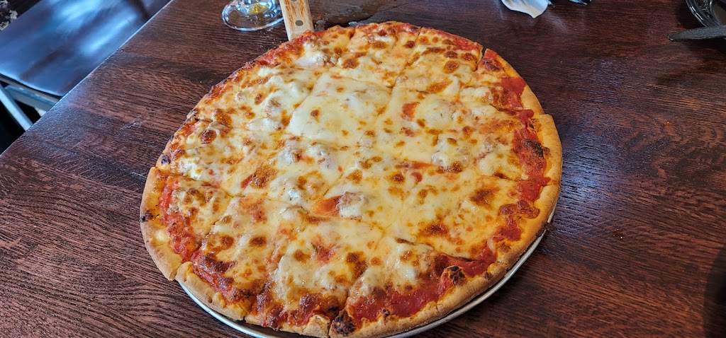 York Tavern | restaurant | 3702 York Rd, Oak Brook, IL 60523, USA | 6303235090 OR +1 630-323-5090