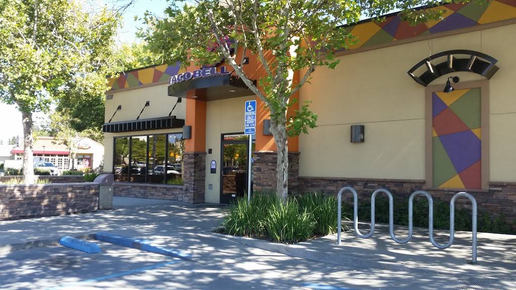 Taco Bell | meal takeaway | 1930 E 20th St, Chico, CA 95928, USA | 5303428238 OR +1 530-342-8238