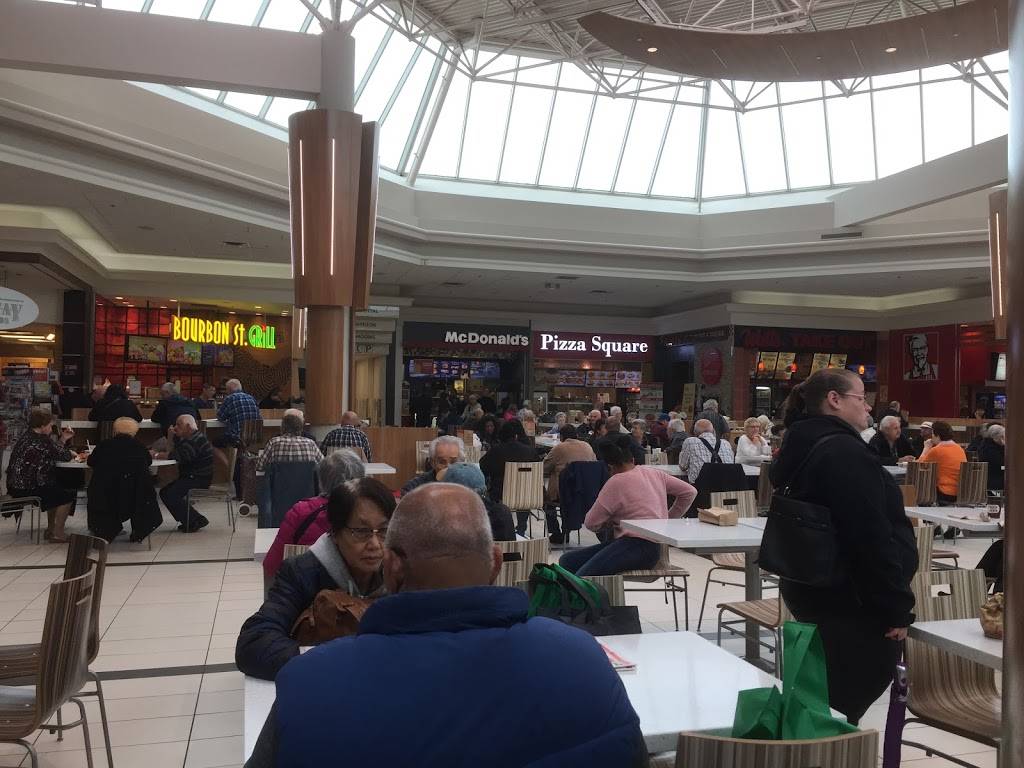 Pizza Square | restaurant | 1 Eglinton Square, Scarborough, ON M1L 2K1, Canada | 6473520079 OR +1 647-352-0079