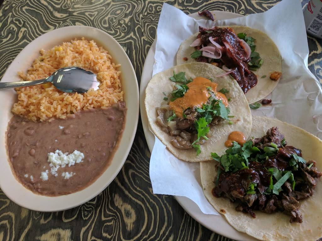 Monterrey Taqueria | restaurant | 1302 W Reynolds St, Plant City, FL 33563, USA | 8137645291 OR +1 813-764-5291