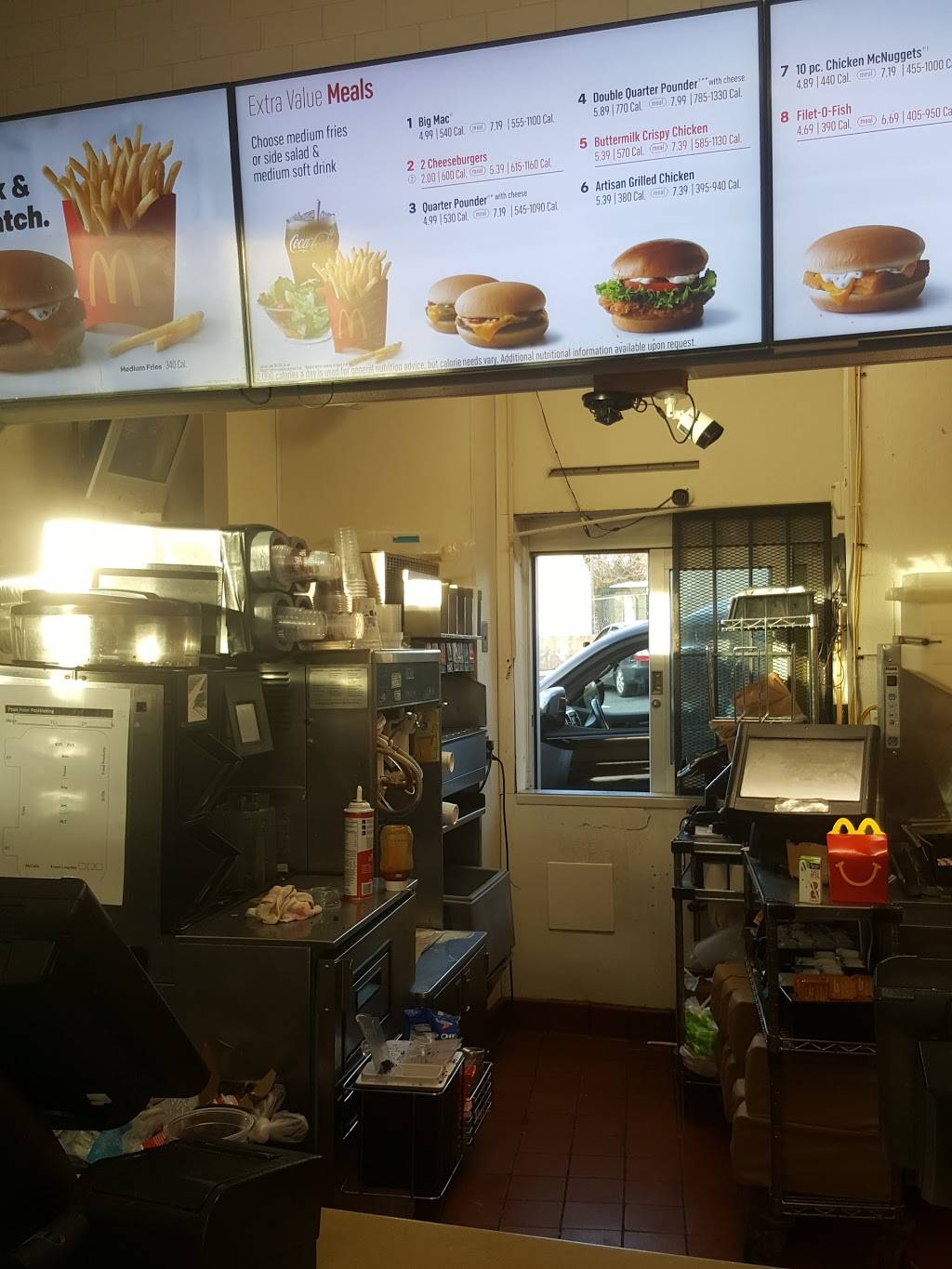 McDonalds | cafe | 3064 Washington St, Roxbury, MA 02119, USA | 6174420475 OR +1 617-442-0475