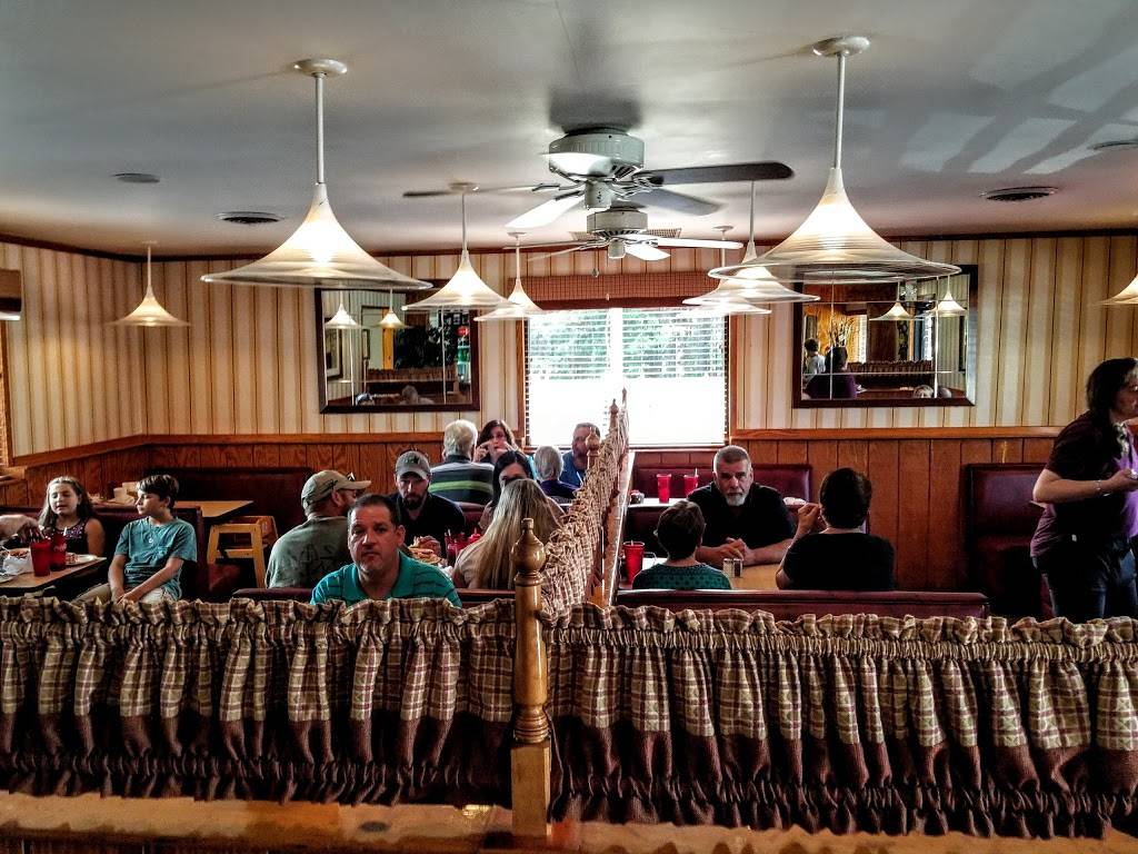 Original Leftys Pizza | restaurant | 12720 Patrick Henry Hwy, Amelia Court House, VA 23002, USA | 8045615777 OR +1 804-561-5777