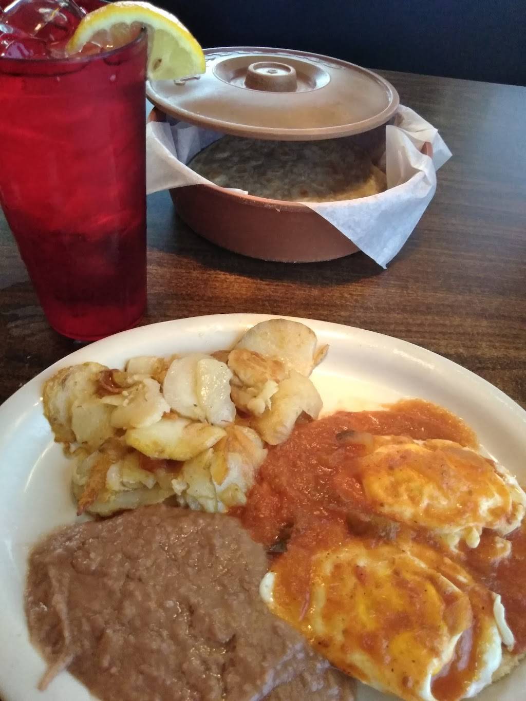 La Fuentes Mexican Restaurant | restaurant | 3300 7th St, Bay City, TX 77414, USA | 9793231222 OR +1 979-323-1222